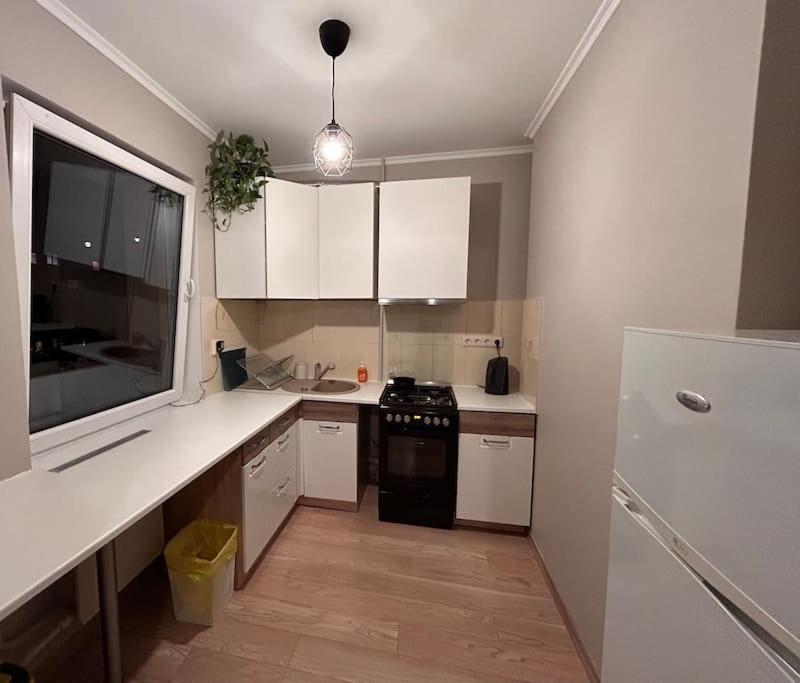 Cozy Apartment Close To Riga Airport Exteriör bild